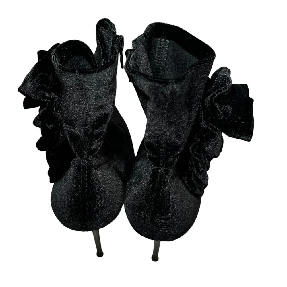 Jeffrey Campbell Florette Bootie Black‎ Crushed velvet Stiletto size 8.5 - 9 New